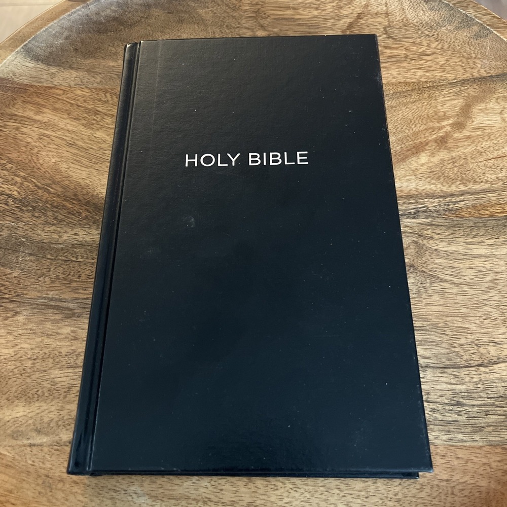 NKJV Pew Bible Red Letter Edition [Black] by Thomas Nelson (2018, Hardcover)